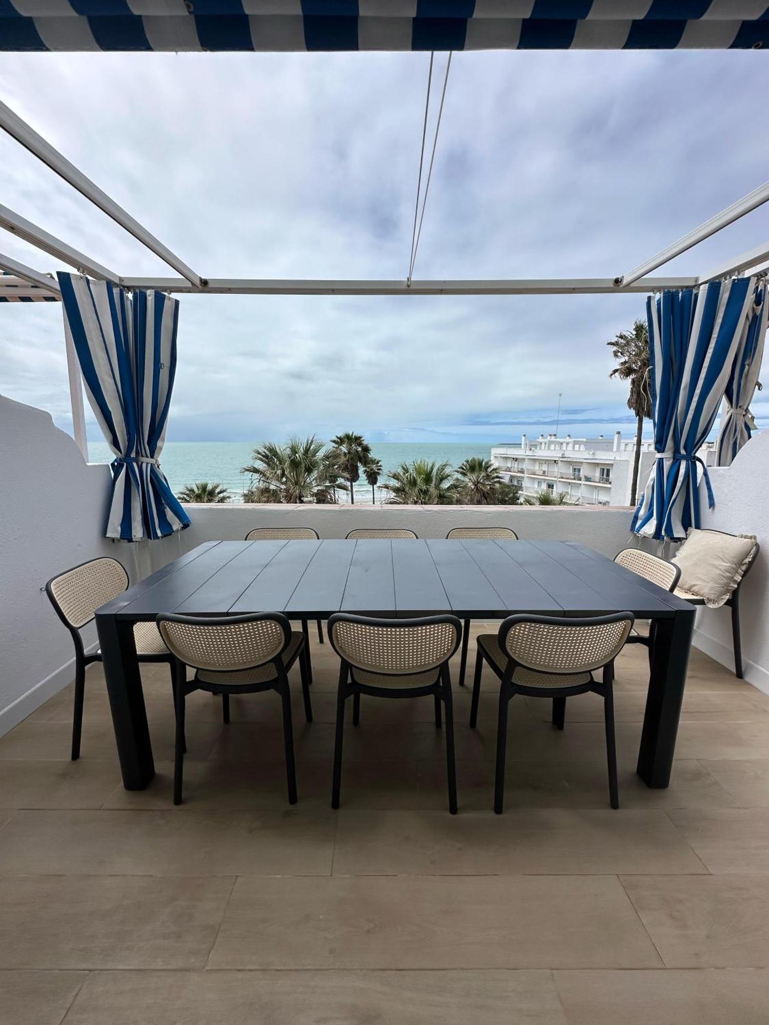Gatu Villa Mar "Preferente Para Mayores De 25 Anos Y Familias " El Puerto de Santa María Eksteriør bilde