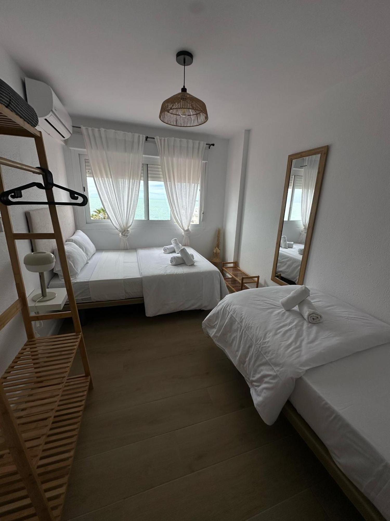 Gatu Villa Mar "Preferente Para Mayores De 25 Anos Y Familias " El Puerto de Santa María Eksteriør bilde